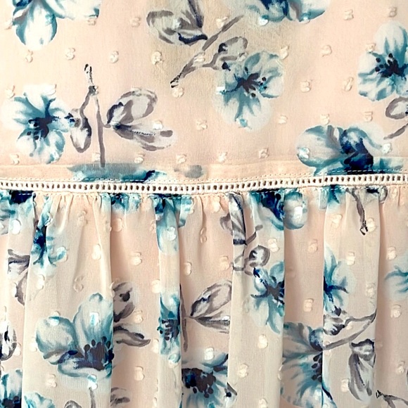 Anthropologie🌸Moon River Eyelet Peplum Light pink/Blue Floral Cold Shoulder -S - Picture 7 of 10